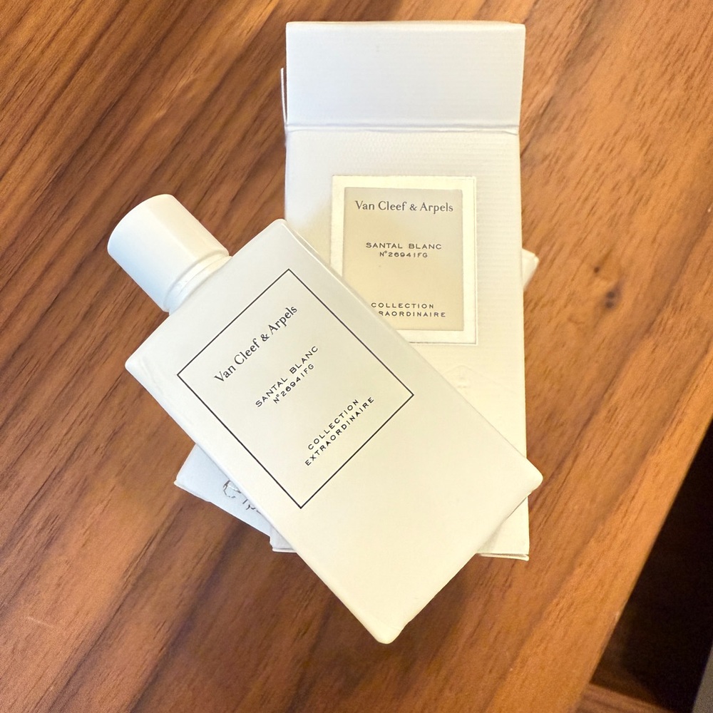 Van Cleef & Arpels Santal Blanc